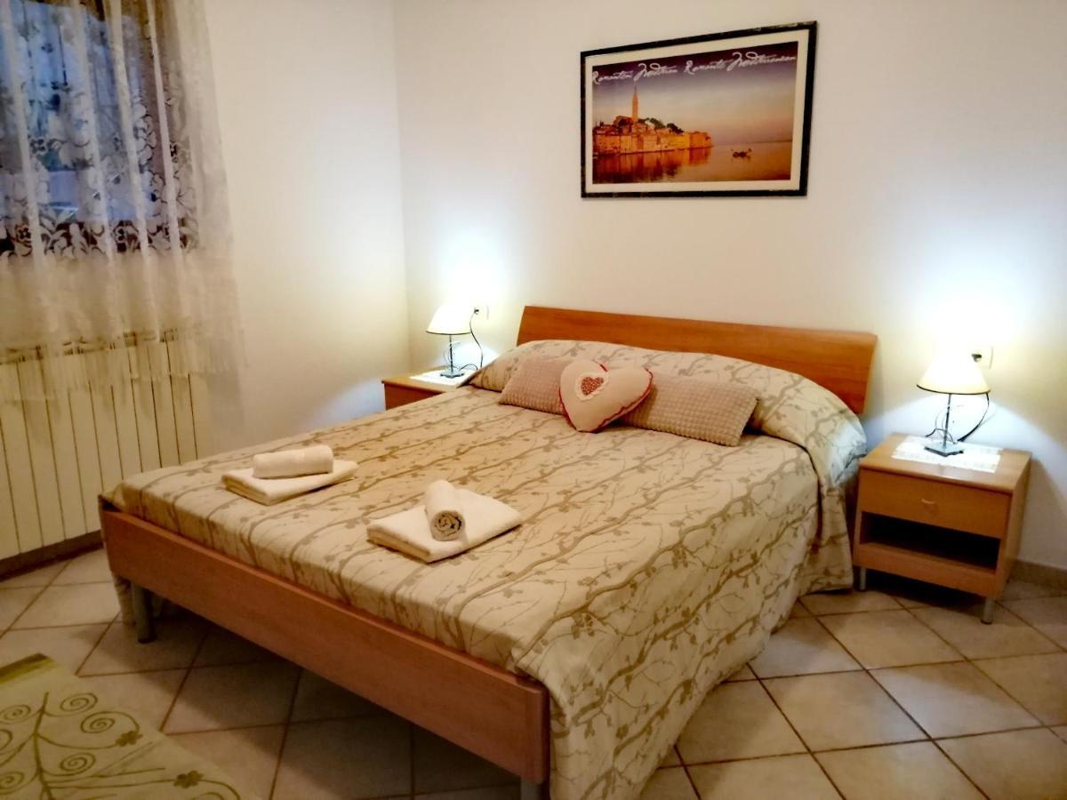 Room And Apartment Lea ロヴィニ エクステリア 写真